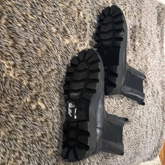 Steve Madden Black Explorer Chelsea Boot 7.5 - Picture 5 of 8